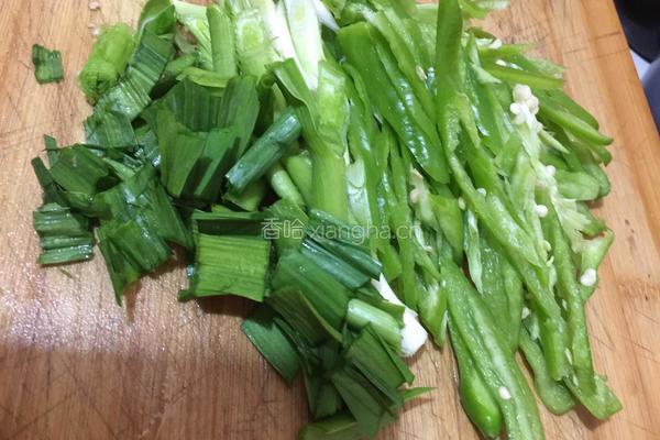 木耳炒火腿的做法图解4