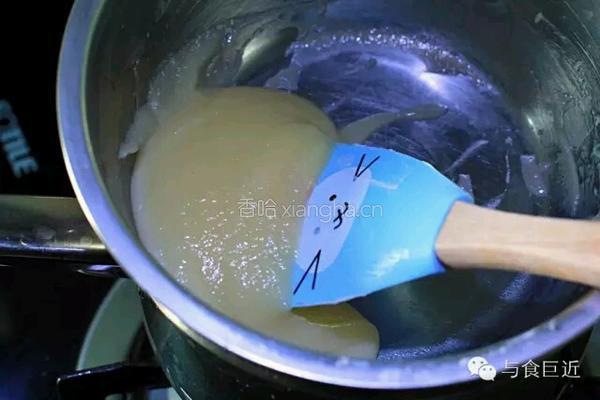 椰蓉奶酪手揪包的做法图解3