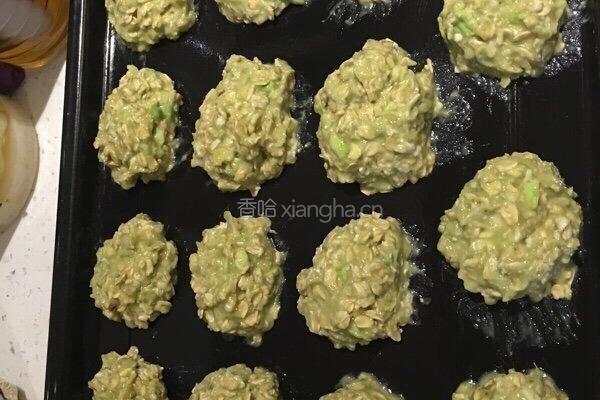 香蕉牛油果燕麦饼干的做法图解2