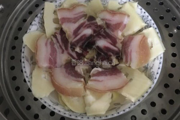 咸肉蒸春笋的做法图解7