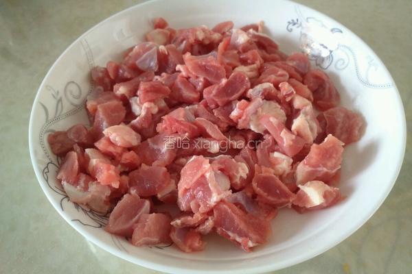 串料牙签肉的做法图解1