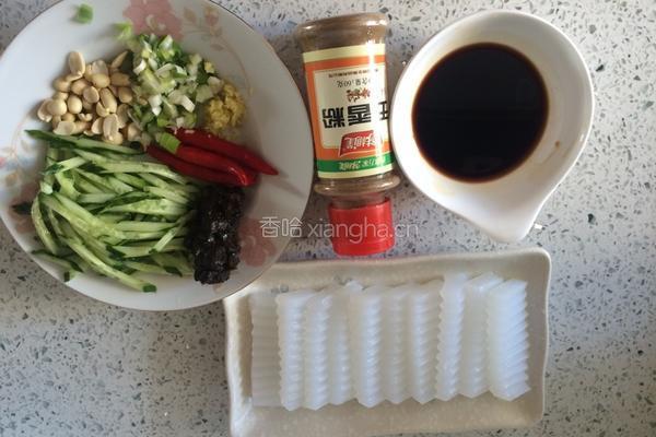 凉拌豌豆粉的做法图解2