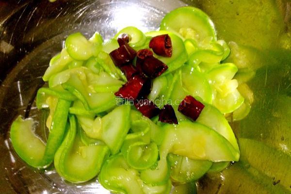 凉拌西葫芦的做法图解5