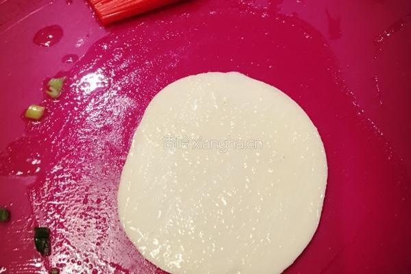 脆皮葱油饼的做法图解1