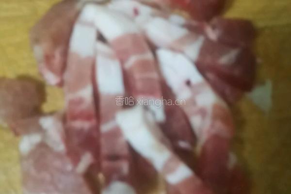 蒜薹炒肉的做法图解2