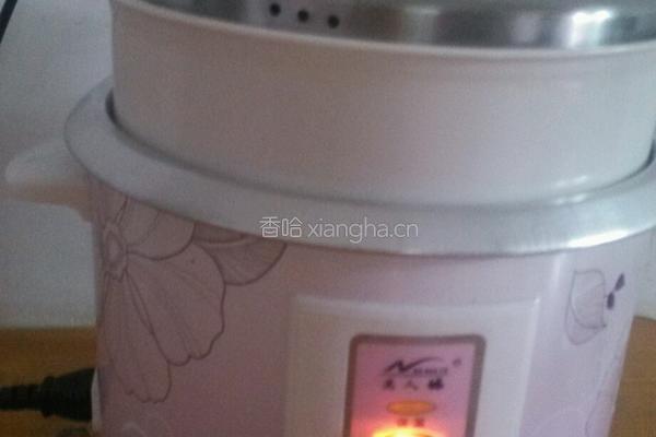 电饭锅蒸辣椒肠粉的做法图解12