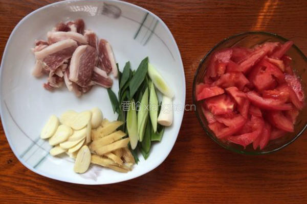 〖 白菜土豆烩肉 〗的做法图解4