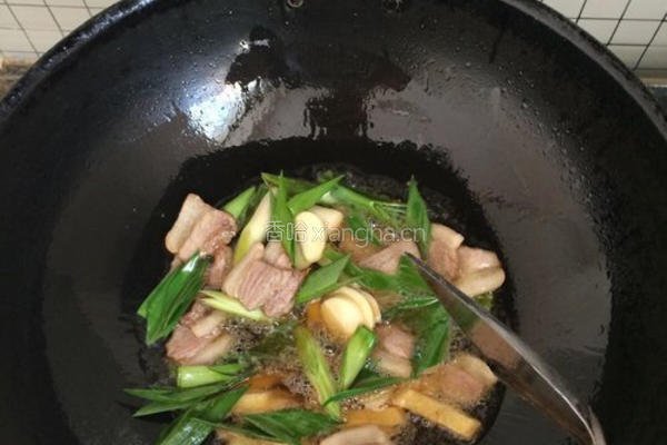 〖 白菜土豆烩肉 〗的做法图解6