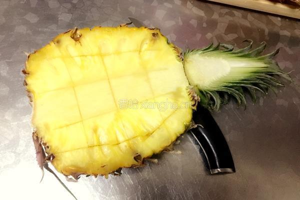 泰式菠萝饭的做法图解1