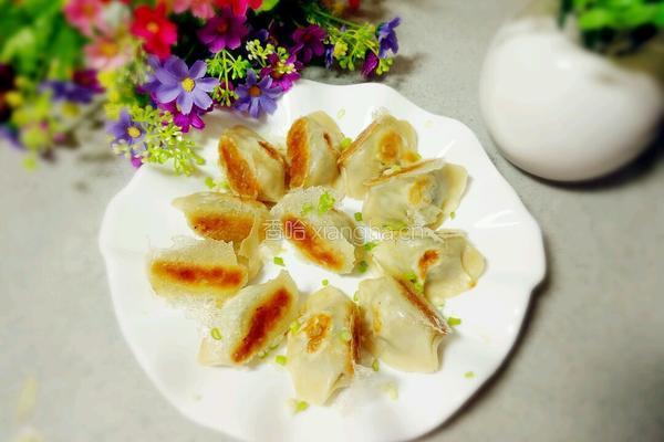 冰花菠菜鸡蛋煎饺的做法图解18