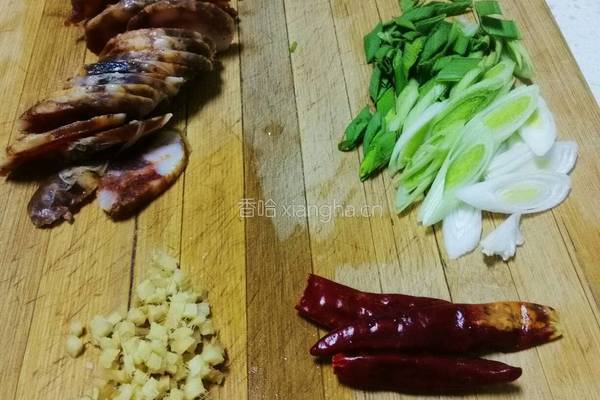 炝白菜的做法图解2