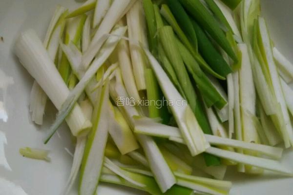 京酱肉丝的做法图解2