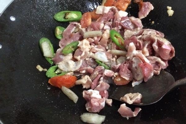 青瓜炒猪肉的做法图解6