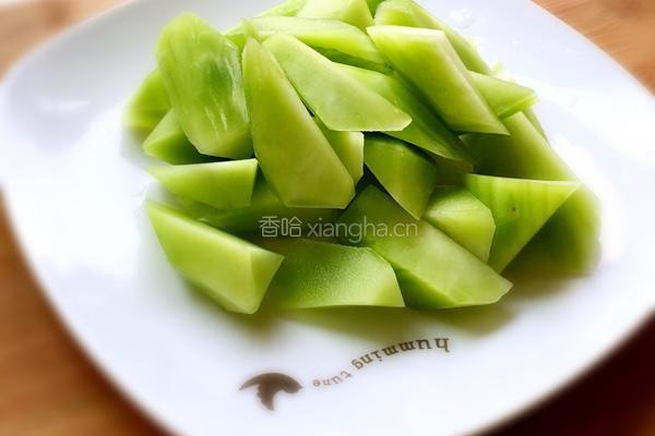 河蚌咸肉煲的做法图解1