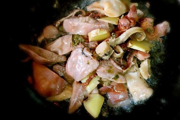 河蚌咸肉煲的做法图解5
