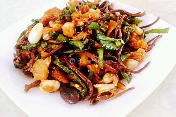 茶树菇炒杂太的做法图解11