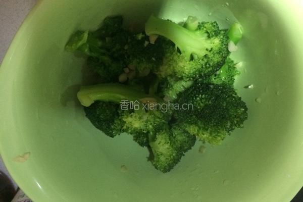 口蘑西兰花的做法图解3