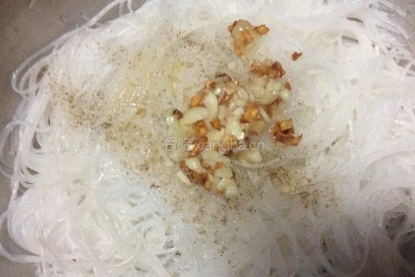 蒜蓉粉丝蒸大虾的做法图解7