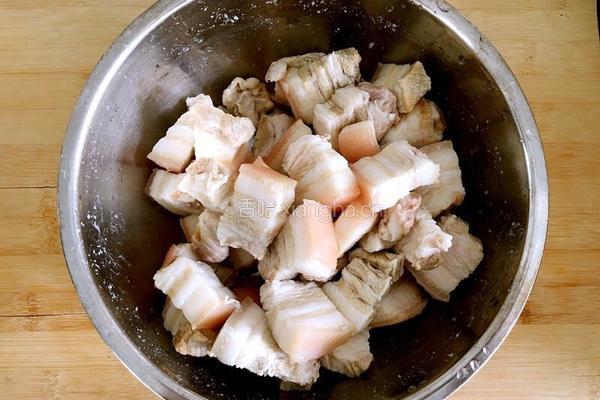 入口即化的五花肉的做法图解2