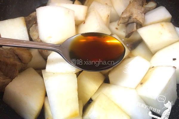 萝卜炖排骨的做法图解4