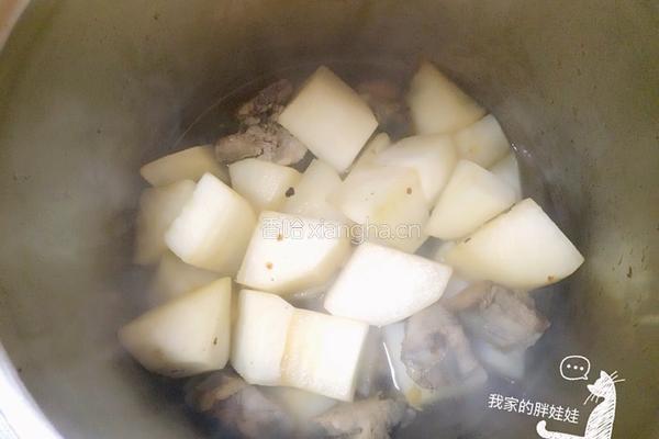 萝卜炖排骨的做法图解5