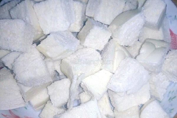 大白菜炒馒头！的做法图解1