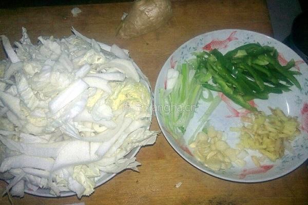 大白菜炒馒头！的做法图解2