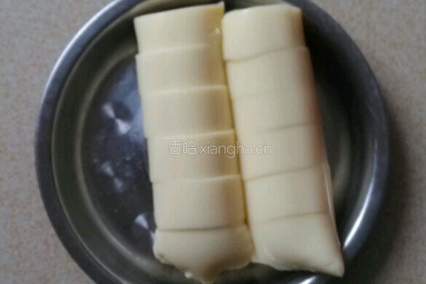 日式豆腐炒韭菜的做法图解2
