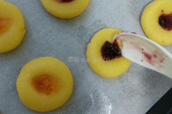 奶香果酱酥饼的做法图解6