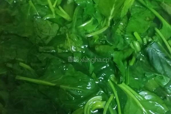 菠菜炒肉的做法图解5