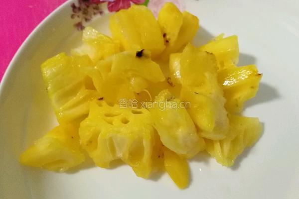 菠萝咕咾肉的做法图解1
