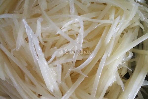 清炒土豆丝的做法图解1