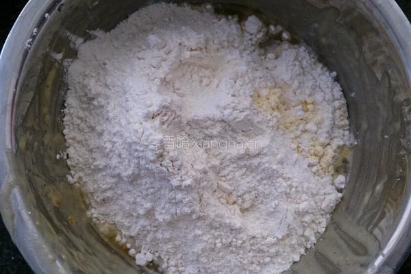 果粒橙蕉蛋酥的做法图解2