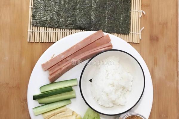 减肥餐：自定义寿司+芒果+苹果牛奶一杯的做法图解1