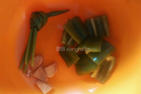 红烧鸡中翅的做法图解2