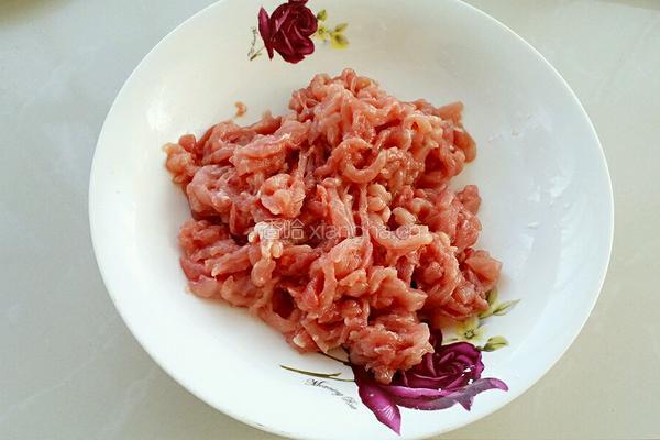 鱼香肉丝的做法图解1