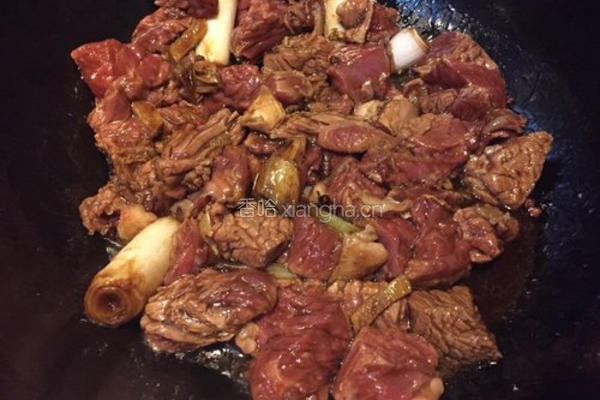 土豆炖牛肉的做法图解4