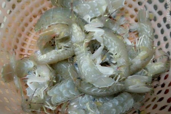 皮皮虾的做法图解1