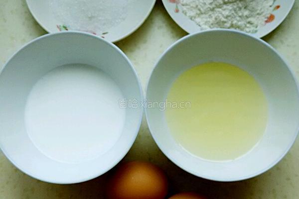 奶油蛋糕卷的做法图解1