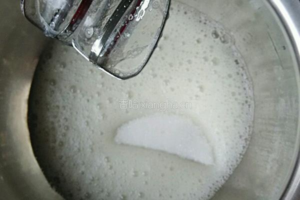 奶油蛋糕卷的做法图解4