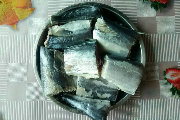 酱炖鲅鱼小黄花鱼的做法图解2