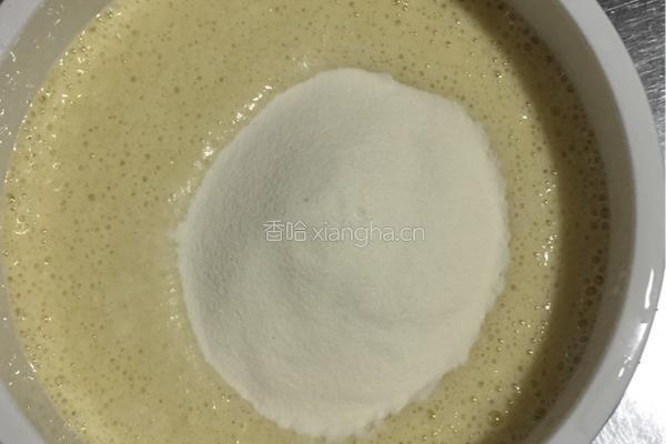 香蕉松饼的做法图解2