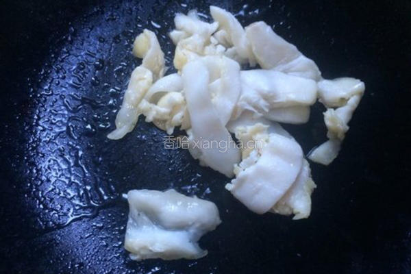 芹菜炒腊肉的做法图解5