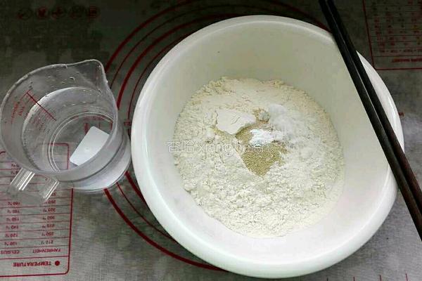 燕麦大馒头的做法图解1
