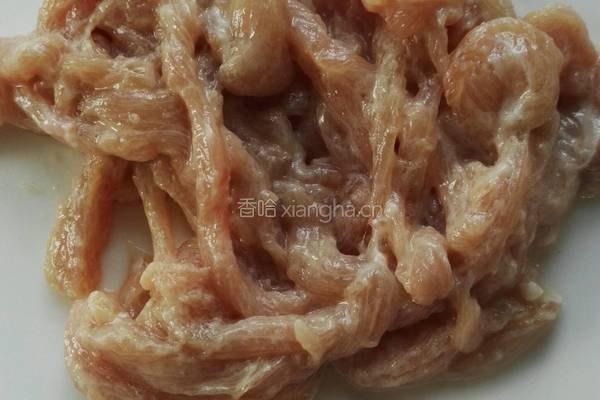 包菜炒泡面的做法图解3