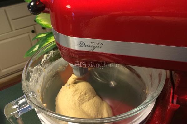 坚果面包的做法图解2