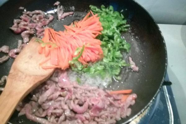 牛肉炒饭的做法图解4