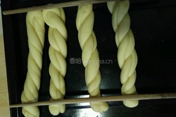 奶香软麻花的做法图解6