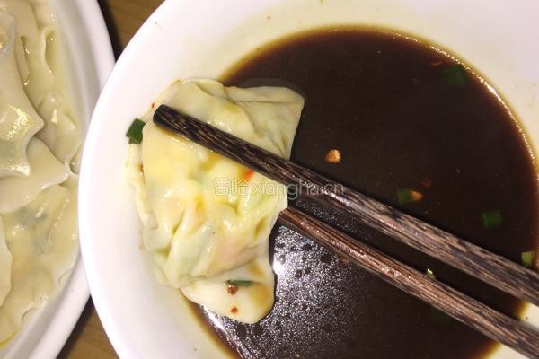 韭菜鸡蛋饺子的做法图解6