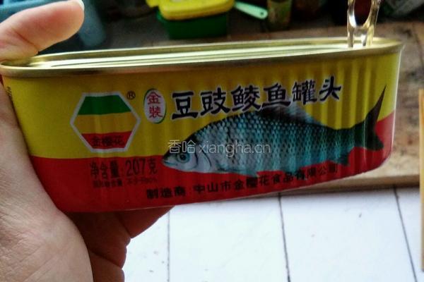 豆豉鲮鱼油麦菜的做法图解1